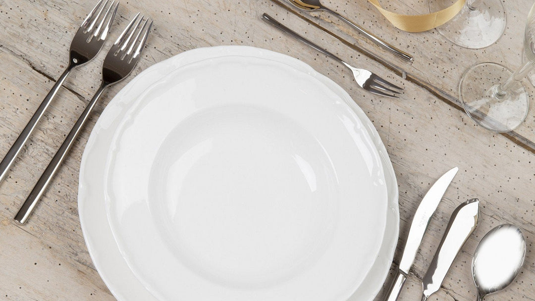 MODERN 24 Piece Stainless Steel Flatware Set
