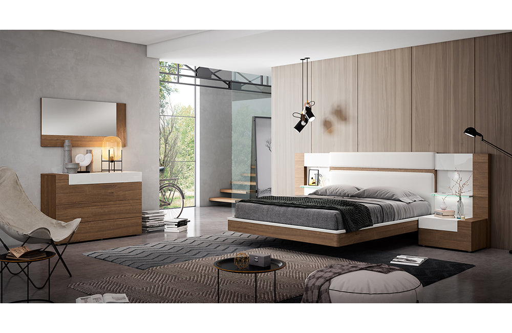 Mar Bedroom