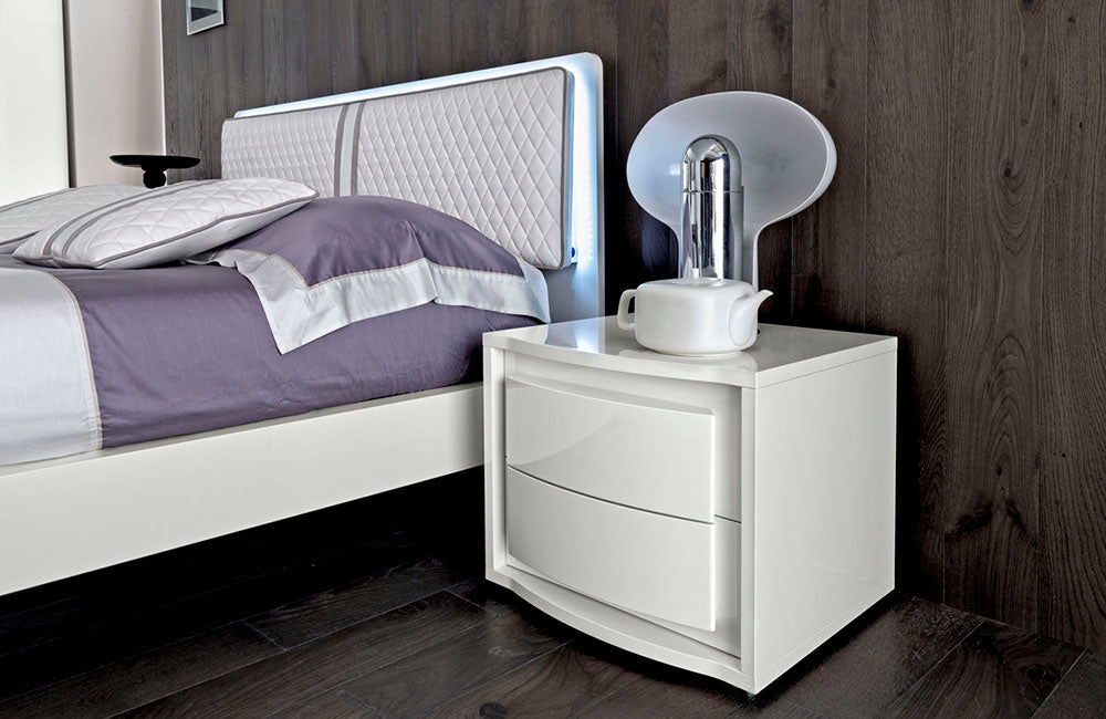 Dama Bianca Bed