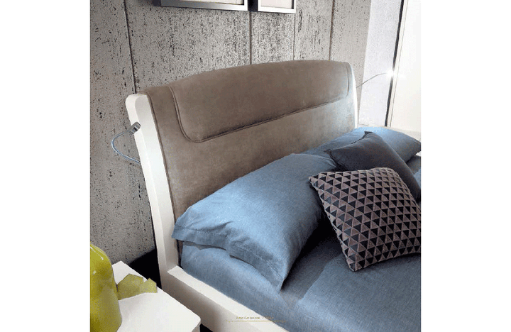 Luna White Bed with Alba cases