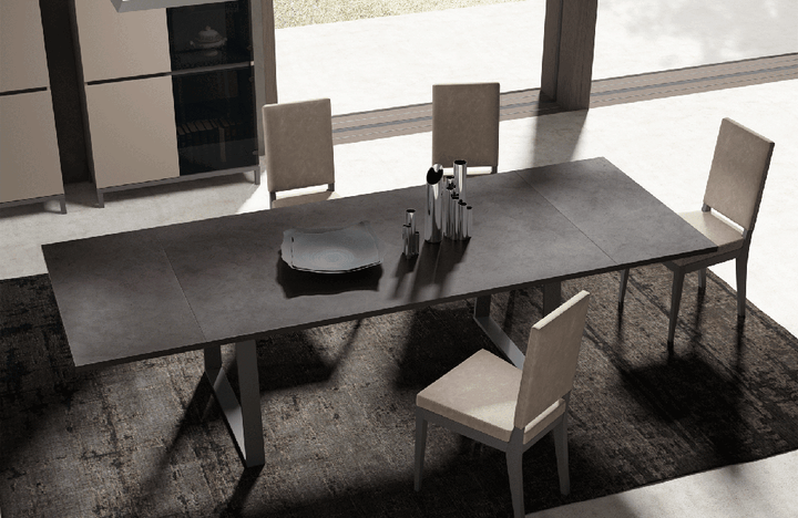 Kali Table with 2 extensions