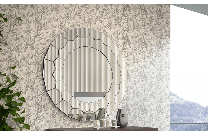 Regina Mirror