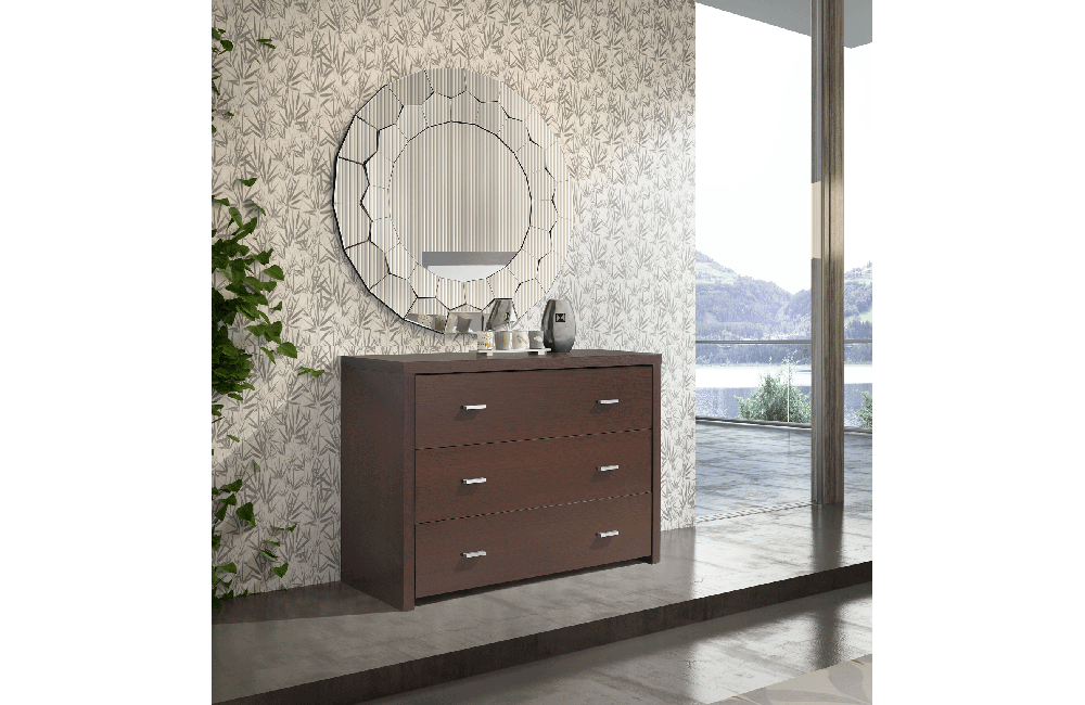 Regina Mirror