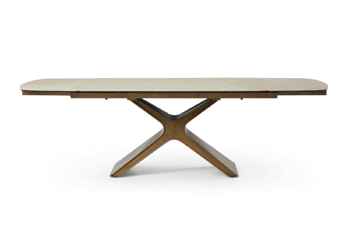 9368 Table Taupe with 1117 chairs
