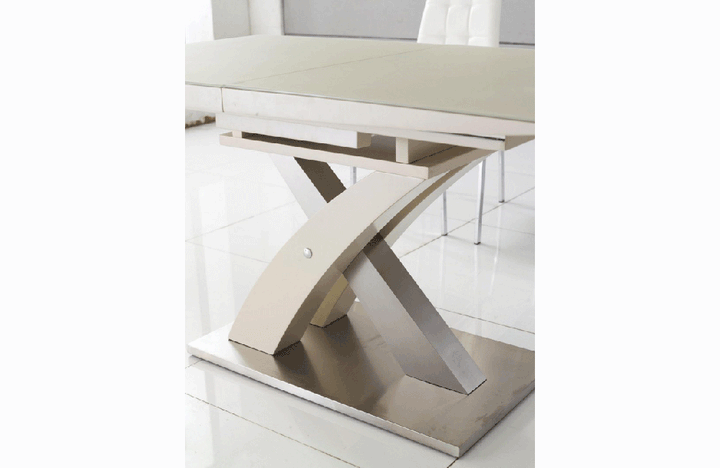 Jude Dining Set