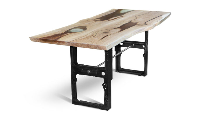 URBAN Dining Table