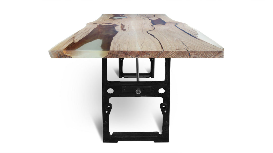 URBAN Dining Table